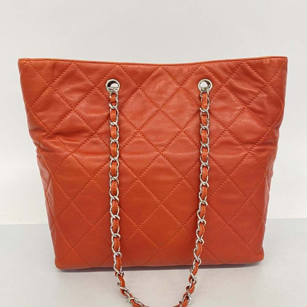 CHANEL Red Lambskin Leather Tote Bag - Picture 9 of 9